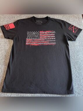 Grunt Style Distressed American Flag Men's Graphic Tee Shirt Size -Medium